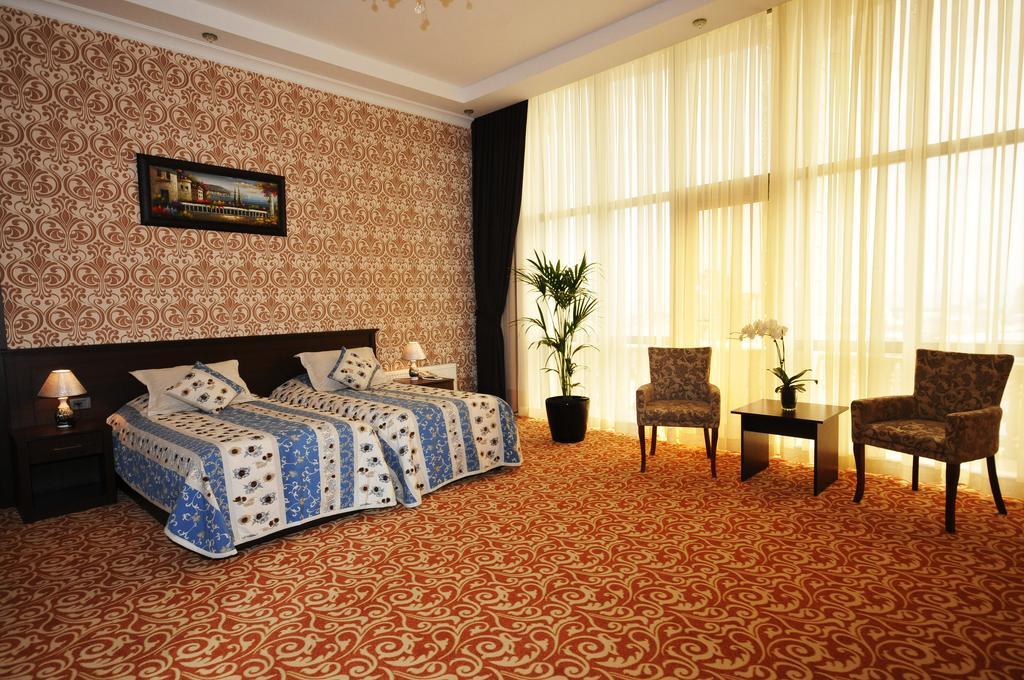 Central Park Baku Exteriör bild